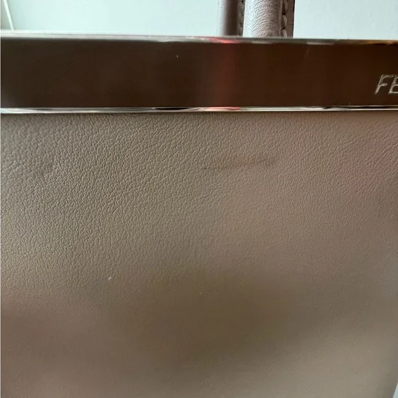 Fendi 2Jours Small / Petite Tote in Beige-Gray Leather with Crossbody Strap - Picture 12 of 16